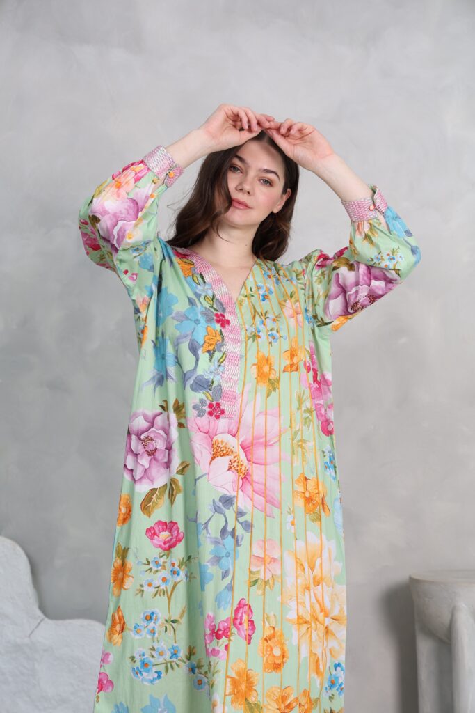 polka dots. peach (copy)